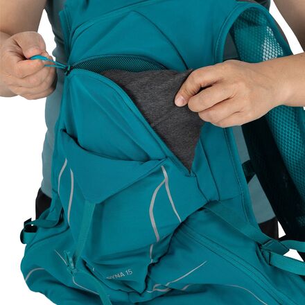 osprey dyna 15 hydration pack - women's with Reservoir Womens free flask pockets alone make it worth it Osprey Dyna 15 w/2.5L Reservoir