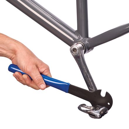 Effortlessly Remove Stubborn Shimano Pedals with Park Tool PW-3