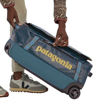 patagonia　 BLACK HOLE WHEELED DUFFEL 40ℓ 155767