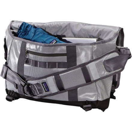 バッグ patagonia Black Hole Messenger 22L FLGN バッグ patagonia Black Hole Messenger 22L FLGN Patagonia