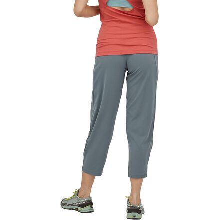 Patagonia women’s stretch all-wear cropped pants