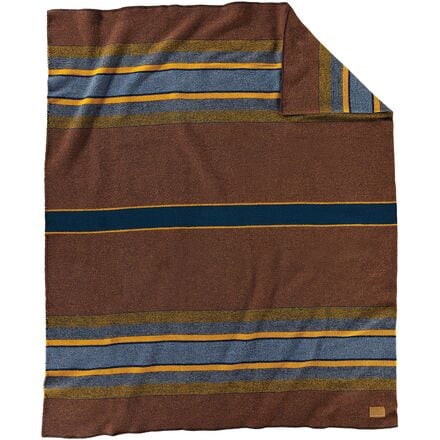 Yakima store camp throw