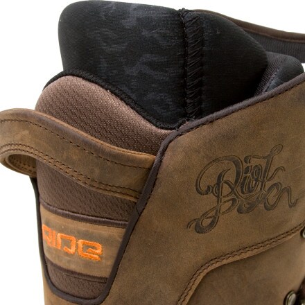 Ride riot snowboard boots shop