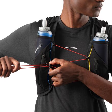 SALOMON ADV SKIN 12リットル RACE FLAG （M） Salomon Adv Skin 12 Set Pack Race Flag | Running Warehouse