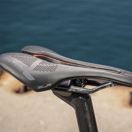Selle Italia SLR Kit Carbonio Boost Superflow Saddle - Bike