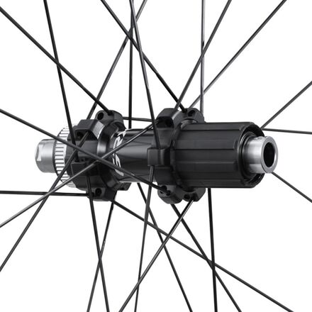 Shimano GRX WH-RX870 Carbon Gravel Wheel - Tubeless - Bike