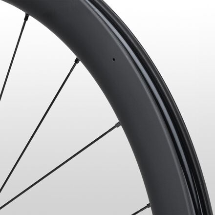 Shimano 105 WH-RS710 C46 Carbon Road Wheel - Tubeless - Bike