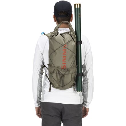 ウェア Simms \"Flyweight Vest Pack\" Flyweight Vest Pack | Simms Fishing