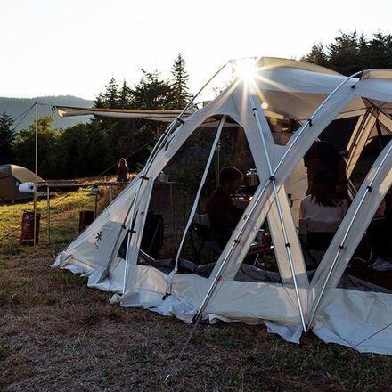 Snow Peak Living Shell Long Pro Tent: 6-Person 3-Season - Hike & Camp