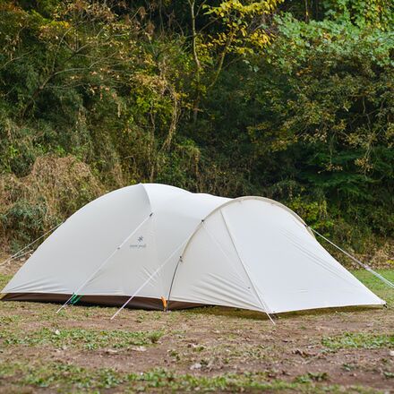 Snow Peak Amenity Dome Tent: 4-Person 3-Season - Hike & Camp