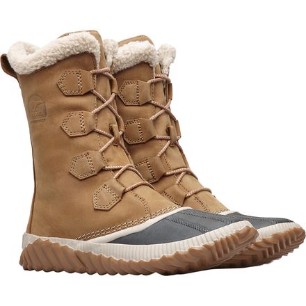 pink moon boots