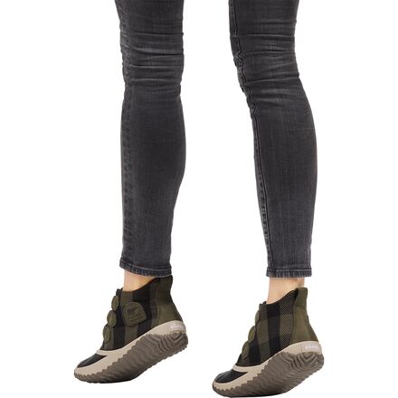 Sorel out n about plaid store