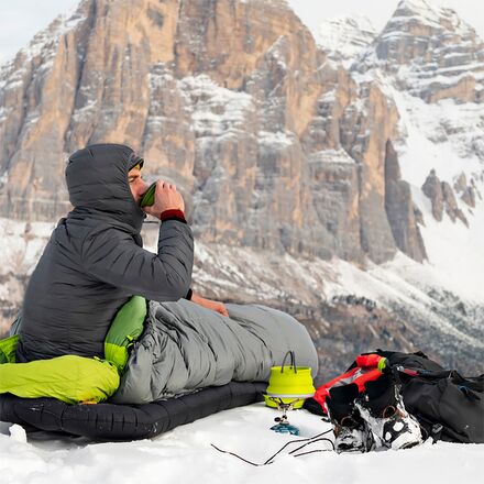 Sea To Summit Cinder Quilt: 35F Down - Hike & Camp