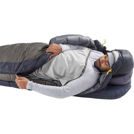 Sea To Summit Spark Pro Sleeping Bag: 15F Down - Hike & Camp
