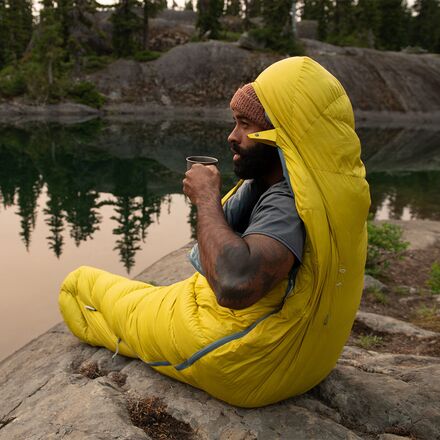 Therm-a-Rest Parsec Sleeping Bag: 20F Down - Hike & Camp