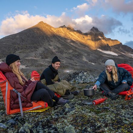 Therm-a-Rest Honcho Poncho Down - Clothing