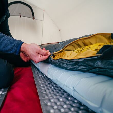 Therm-a-Rest NeoAir XTherm NXT MAX Sleeping Pad - Hike & Camp