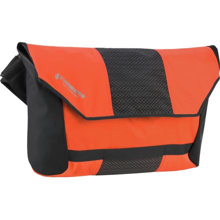 timbuk2 especial claro messenger bag Stash the Especial Stash Messenger Bag is your defense against the war on inclement weather Timbuk2 Especial 22L Messenger Bag