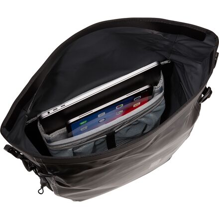Thule Shield 17L Pannier - Bike