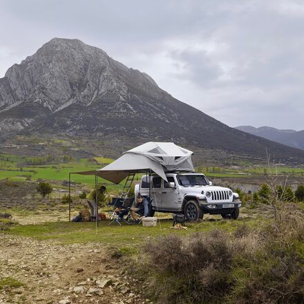 Customizing Thule Awning for Ladder Access: Tips & Insights