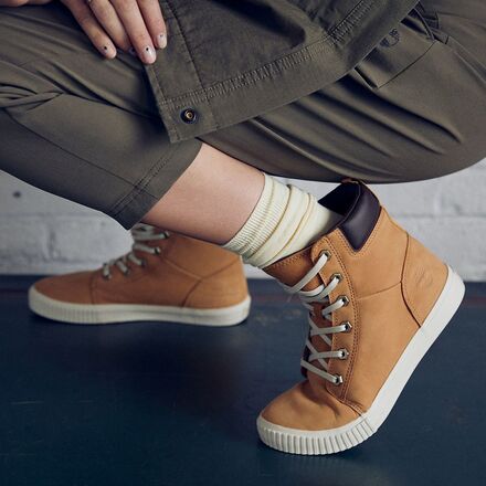 Timberland Skyla Bay 6in Boot - Women's - Footwear