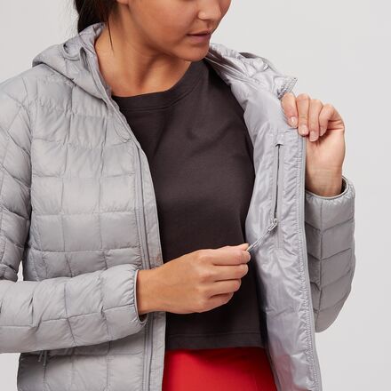 The north face thermoball eco insulated jacket 2025