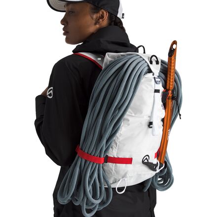 The North Face インフェルノ-18 Summit Series Summit Series Verto 18 Backpack | The North Face