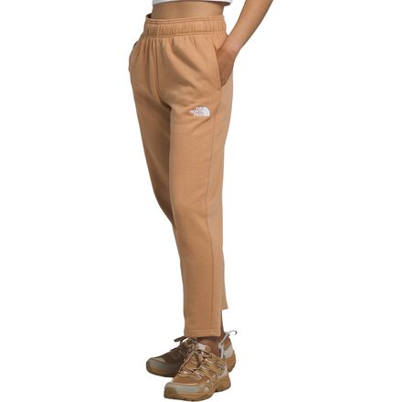 The North Face Evolution Cocoon Fit Sweatpant - Women's The North Face Evolution Cocoon Fit Sweatpant - Women's