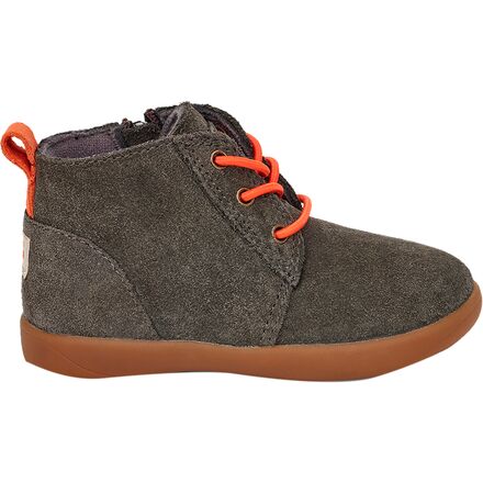 Kristjan chukka sales sneaker