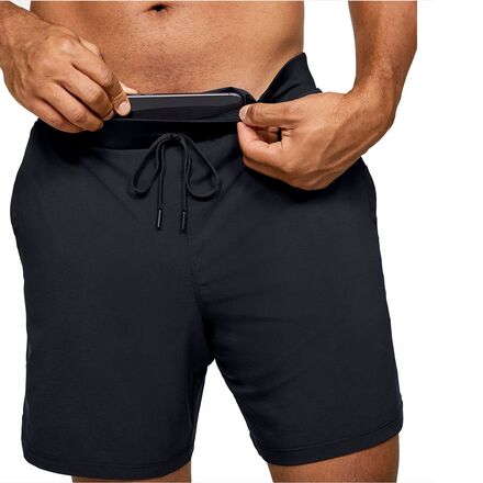 Under Armour Qualifier Speedpocket 7in Linerless Short - Men's