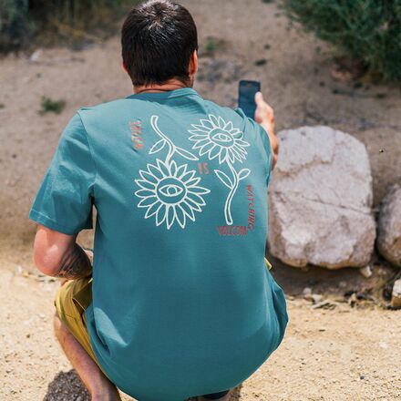 Volcom Daisy Flip T-Shirt - Men's - Clothing
