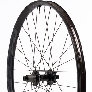 Race face aeffect rear wheel hotsell